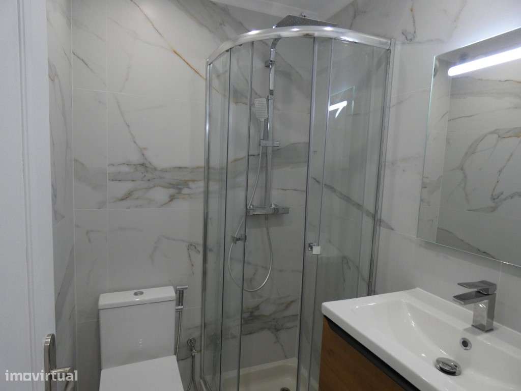Apartamento T3 Feijó, Almada-20