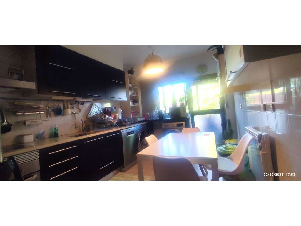 Apartamento T3 remodelado no centro da cidade de Ourém - Grande imagem: 4/30