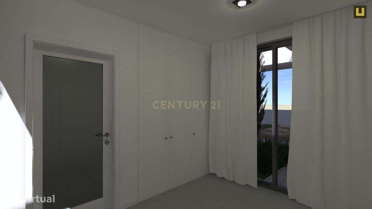 Lote de Terreno - C/ Projeto aprovado para moradia T3-6