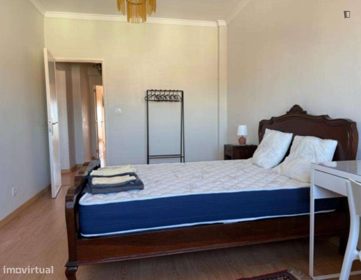 Quarto - localizado em Pontinha Lisbon - Grande imagem: 5/10