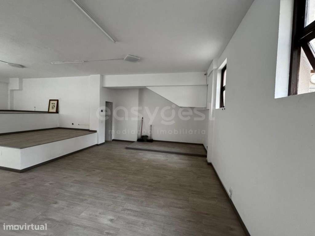 Loja localizada na cidade de Aveiro - Grande imagem: 5/5