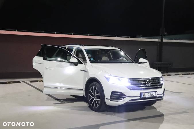 Volkswagen Touareg - 18