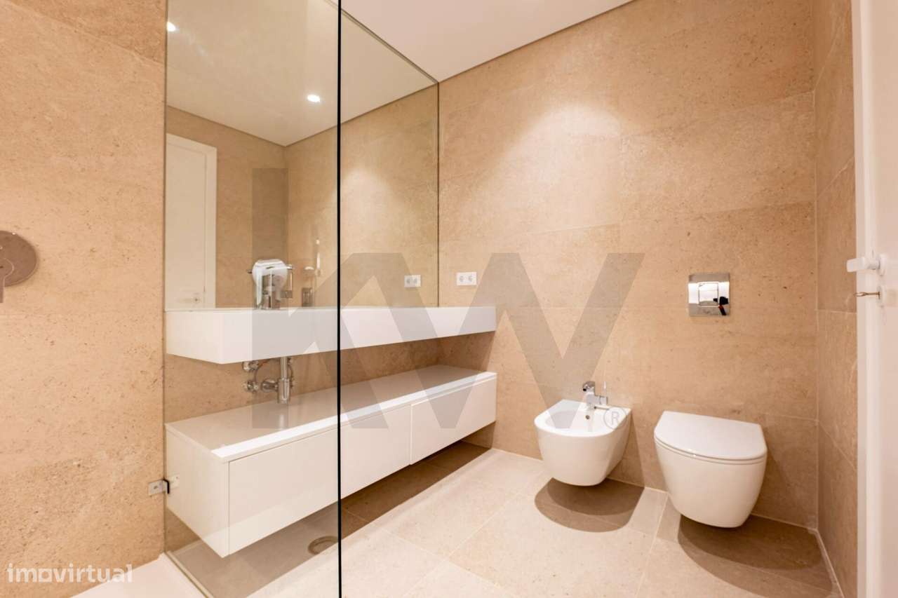 Apartamento T4 com Jardim e Piscina na Parede – Cascais-11