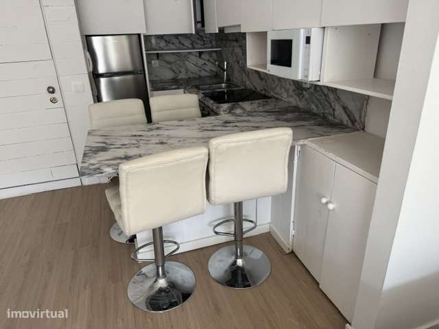 T1 Rua das Doze Casas-18
