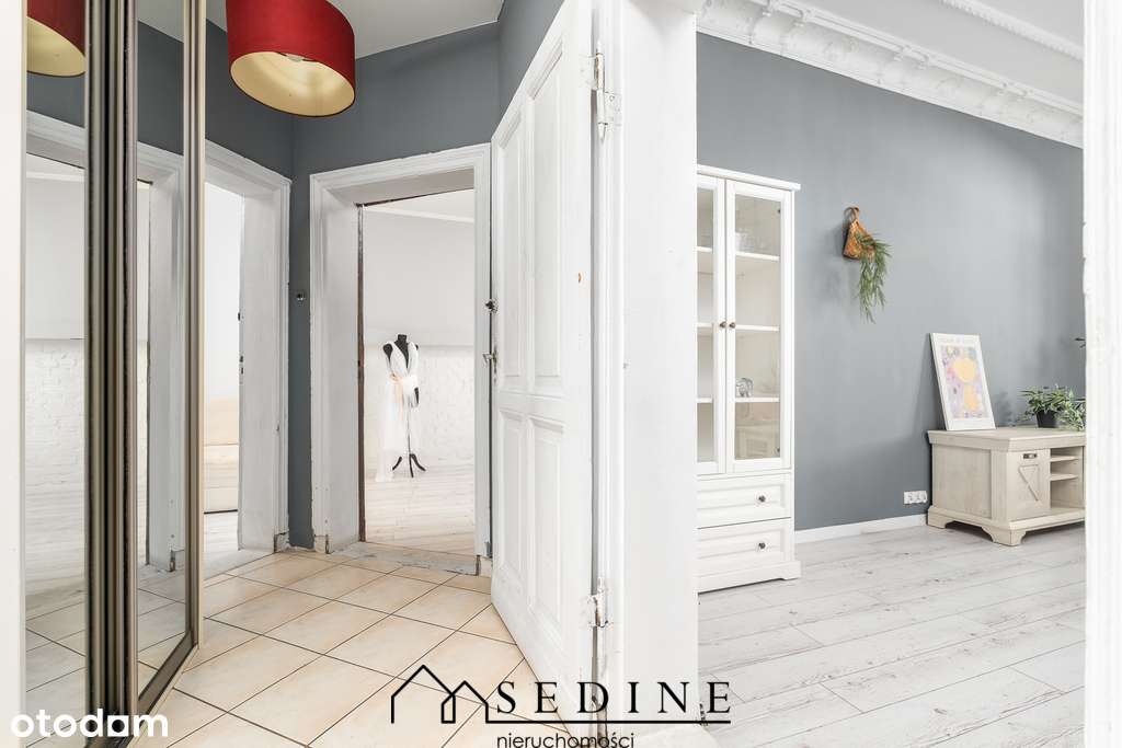 Duże mieszkanie w kamienicy przy Mazurskiej-4