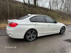 BMW Seria 3 320d Luxury Line sport - 8