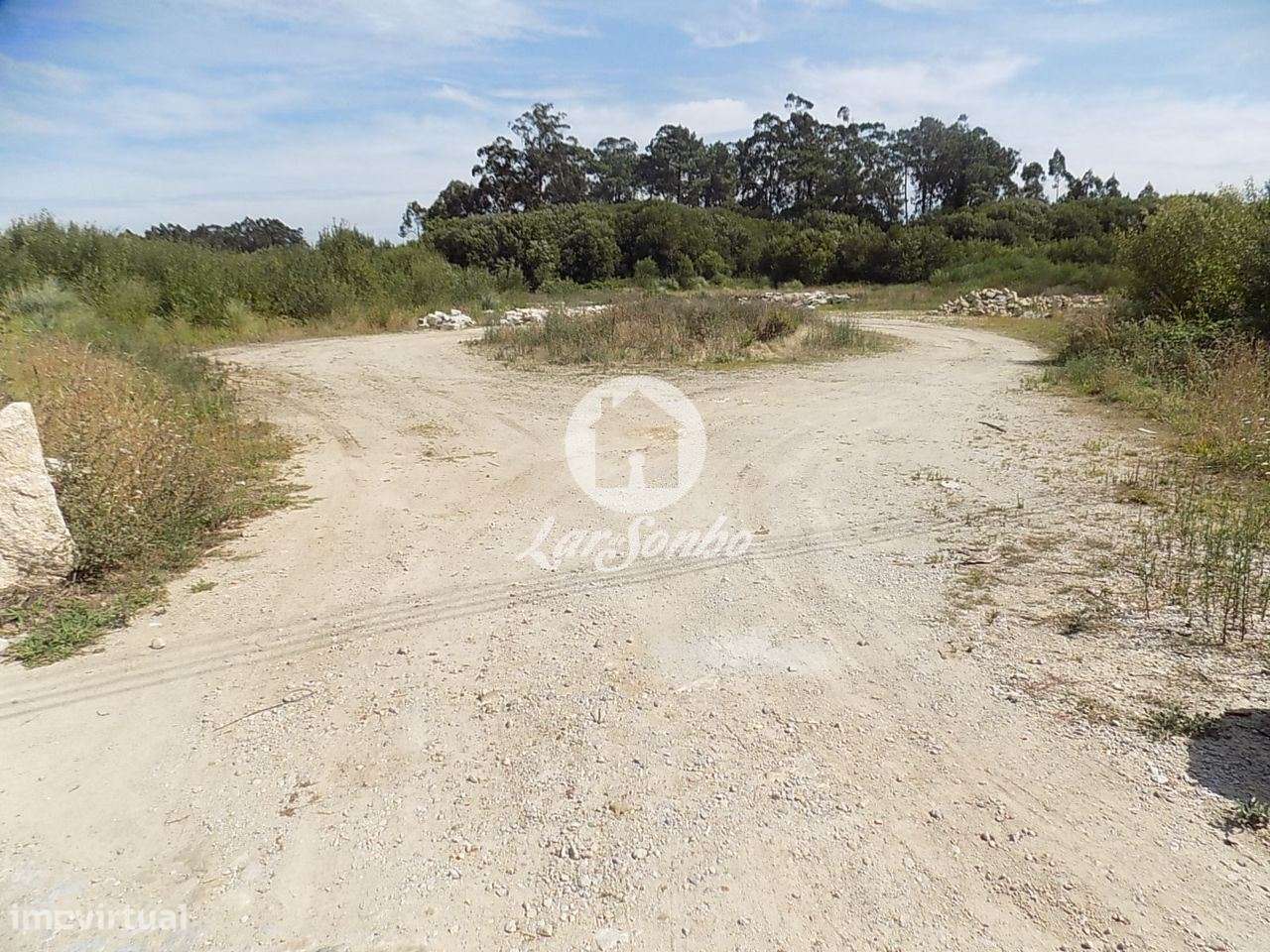 Terreno com 29.897,00m2 no centro de Macieira da Maia - Grande imagem: 4/9