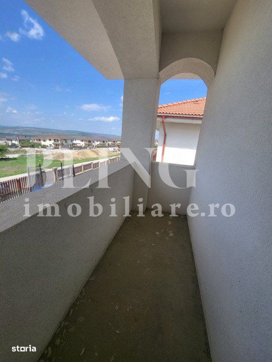 Casa cuplata cu 4 camere, 120 mp utili, teren 250 mp, Dezmir