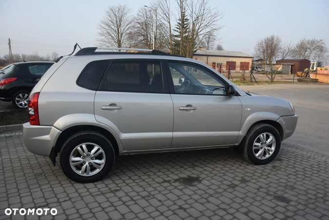 Hyundai Tucson 2.0 Elegance / Premium - 12