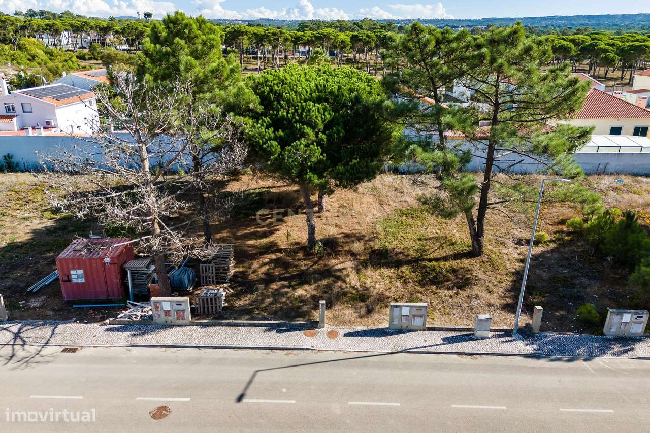 Terreno na Lagoa de Albufeira - Grande imagem: 5/15