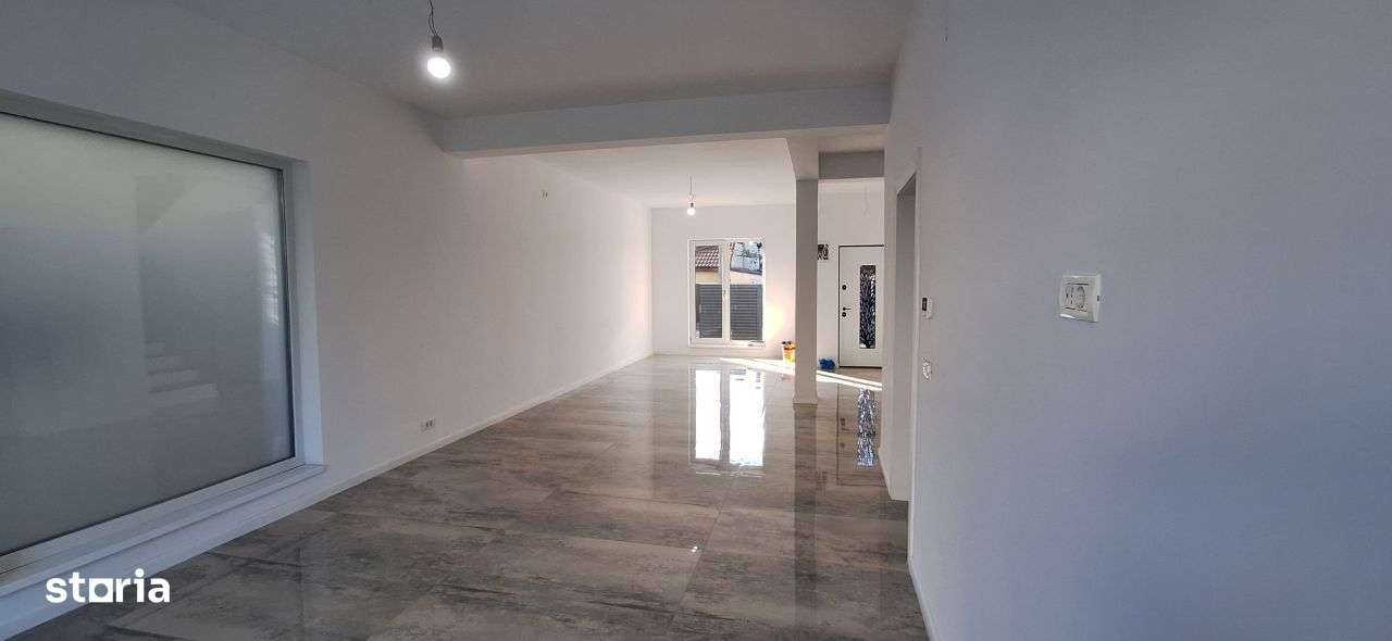 Casa de vanzare in zona Voluntari-5