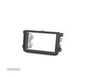 MOLDURA ADAPTADOR PRETO PARA RADIO 2-DIN SEAT ALTEA LEON TOLEDO SKODA FABIA OCTAVIA SUPERB VW TIGUAN - 1