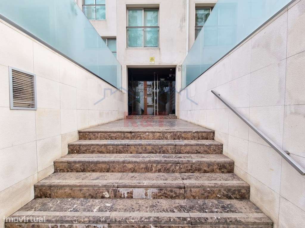 T2 de Luxo na Praia da Rocha com Jacuzzi e garagem-17