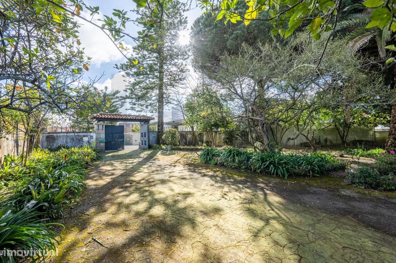 Moradia de charme no centro da cidade de São João da Madeira - Grande imagem: 4/48