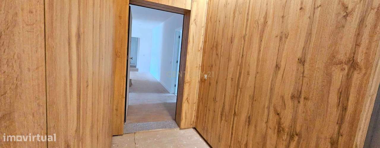 Apartamento T2 novo | Empreendimento em Loureiros, Oliveira de Azeméis - Grande imagem: 3/57