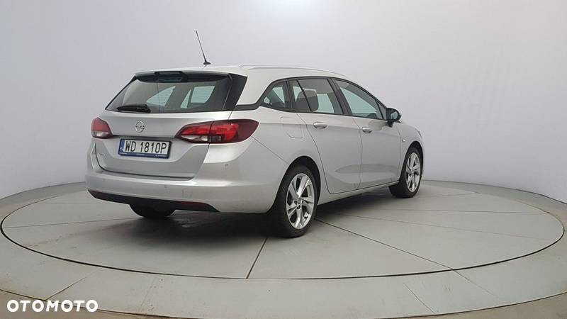 Opel Astra - 4