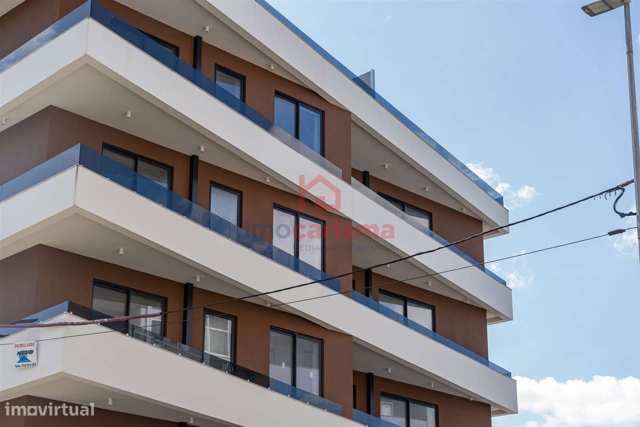 Apartamento T3 Novo, No Último Piso, Centro de Paços de Ferreira-44