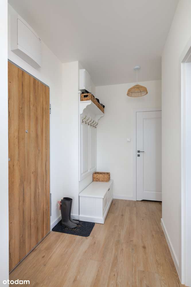 Przestronne, eleganckie mieszkanie z dużą loggią w zielonej okolicy!-11