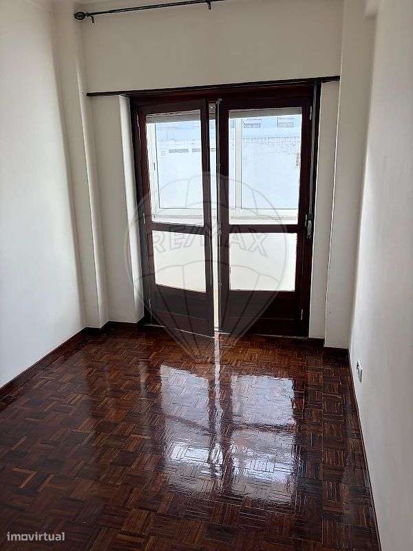 Apartamento T1 para arrendamento - Grande imagem: 5/11