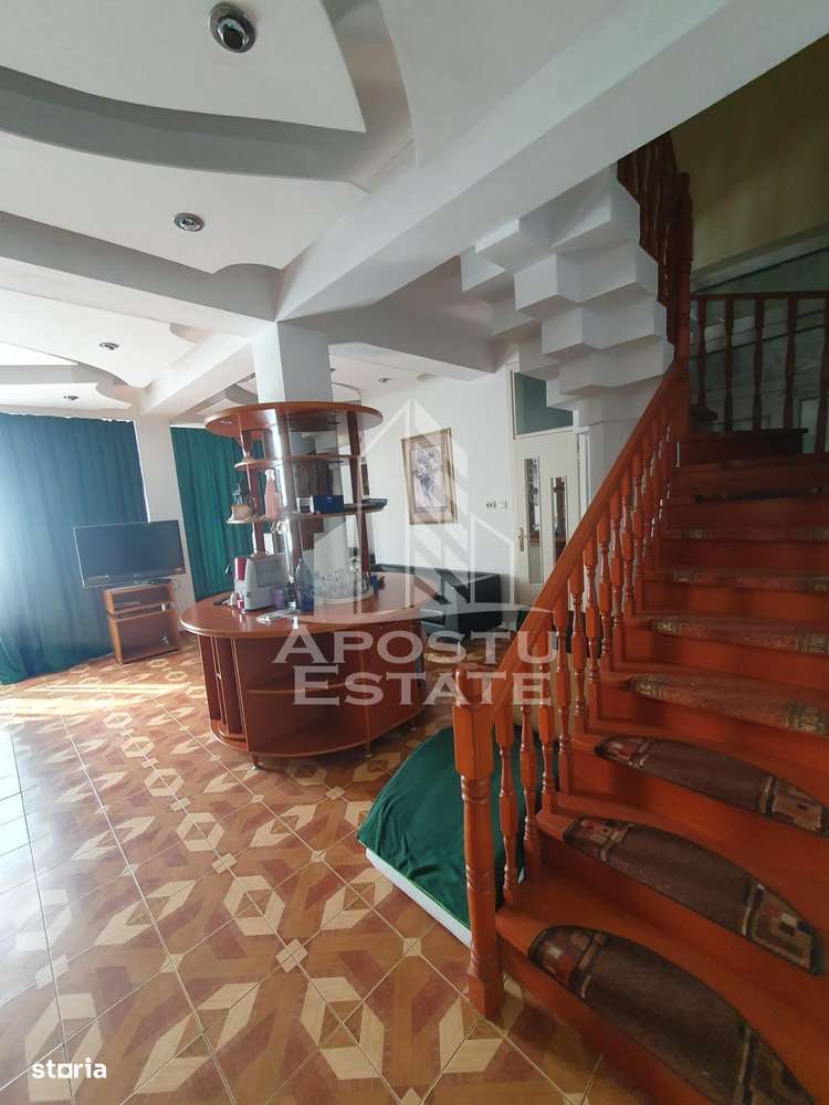 Casa individuala pretabila pentru pensiune, Giarmata - Imagine principală: 5/20