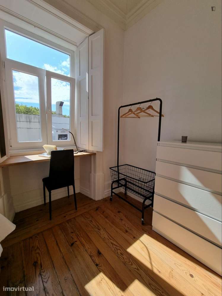 Apartamento com 3 quartos - localizado em Montes Claros Coimbra - Grande imagem: 3/7