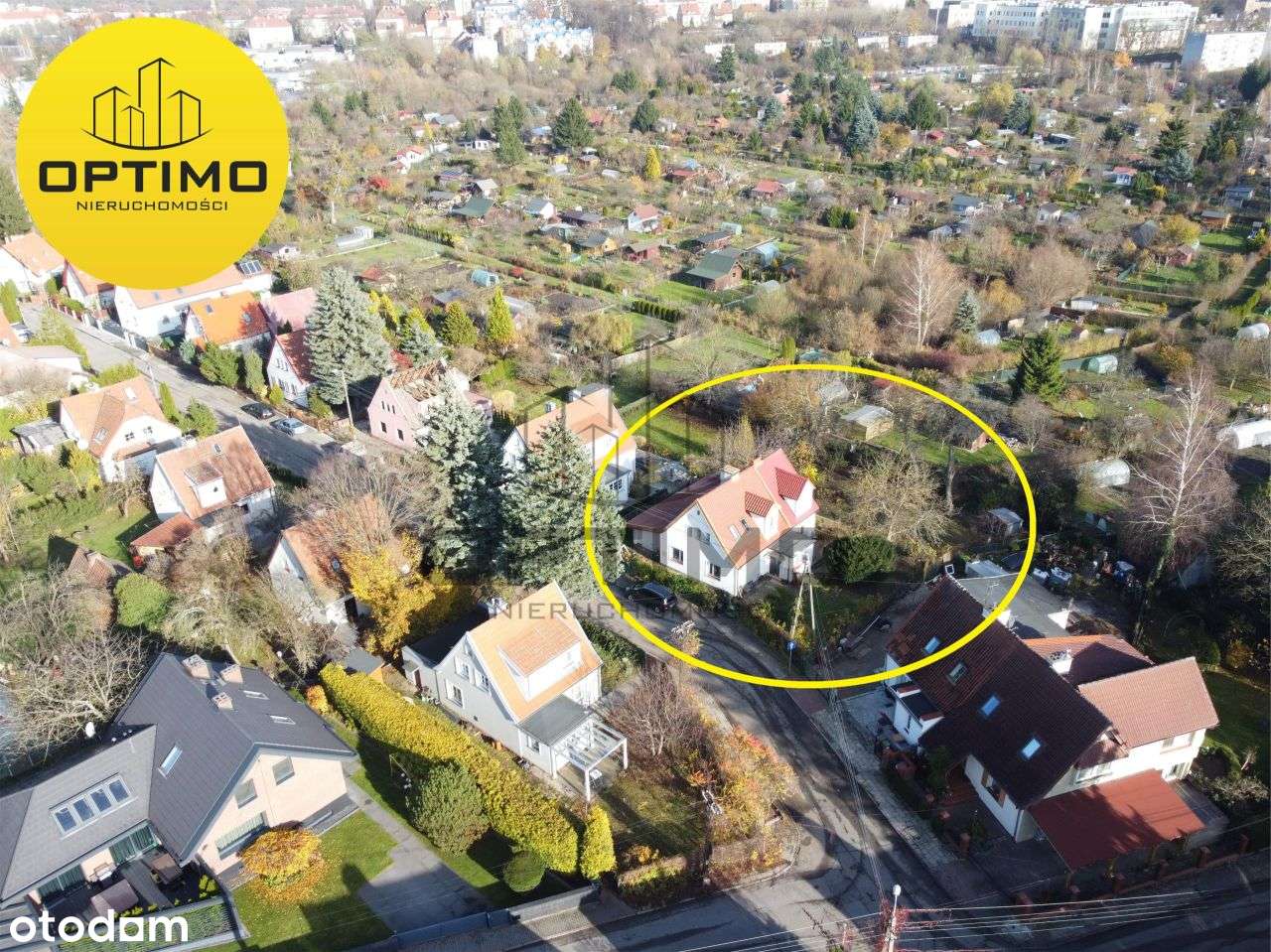 Dom w znakomitej lokalizacji - Centrum-0