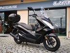 Honda PCX125 c/Topcase - 1