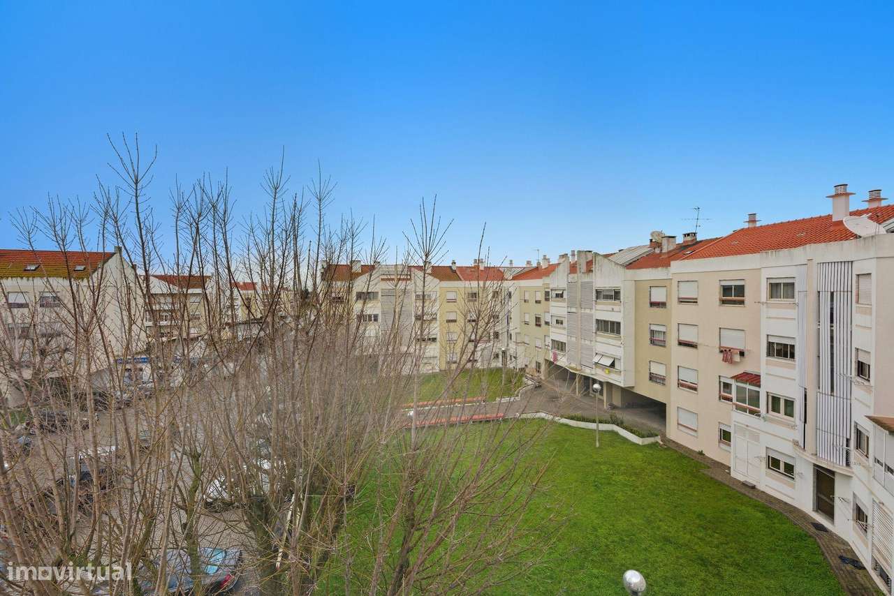 Apartamento T4 em Moita, Setúbal - Oportunidade Única!-20