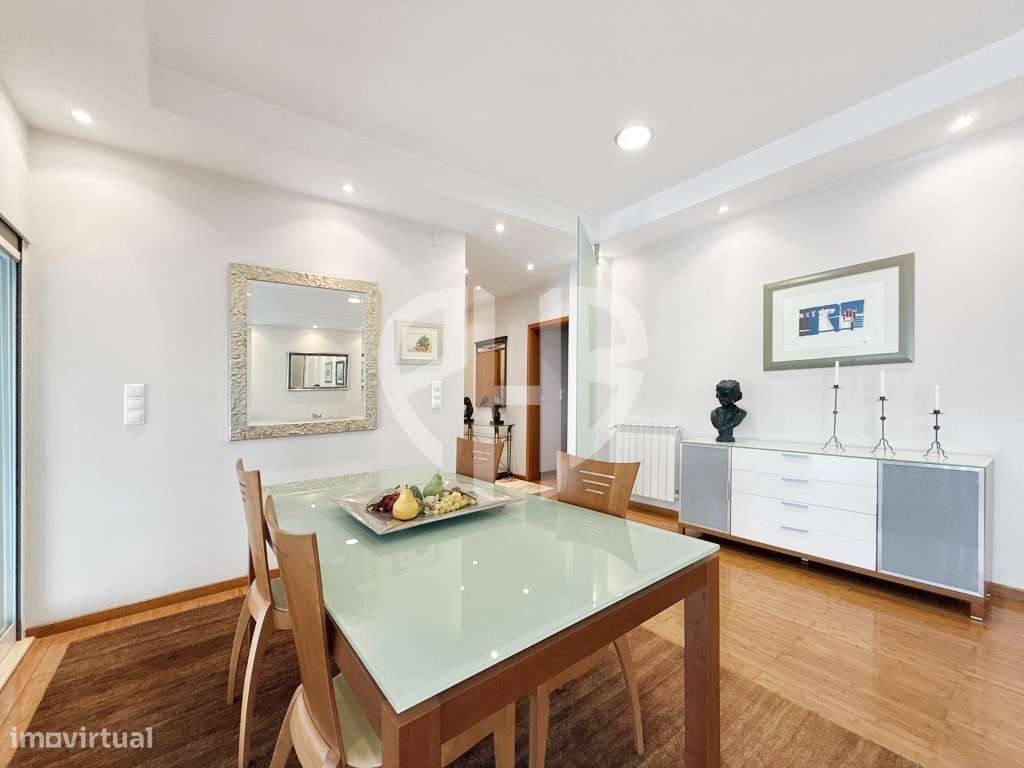 Apartamento T3+1 Duplex C/Terraço 250m2 // Condominio-6