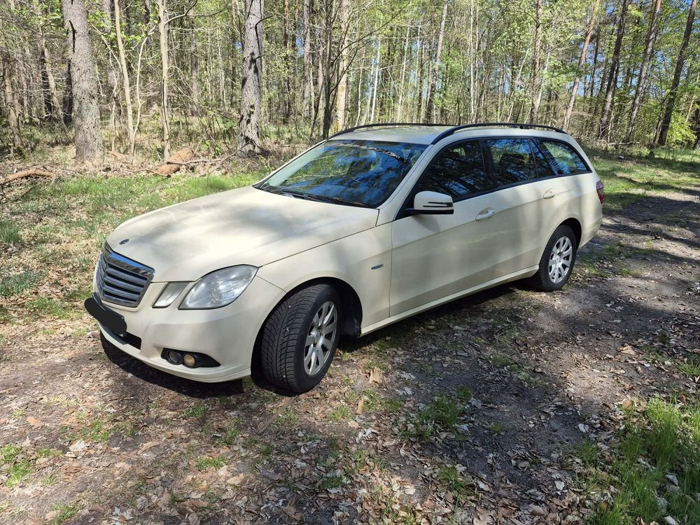 Mercedes-Benz E W212/W207 200 CDI DPF BlueEFFICIENCY 7G-TRONIC 2010