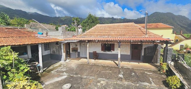 Moradia Tradicional T2 - São Roque do Faial-0