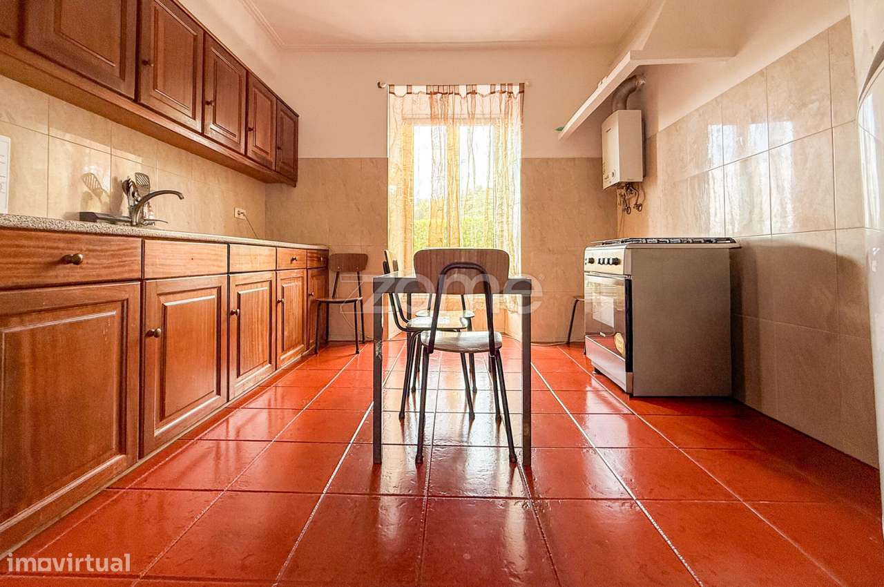 Prédio Urbano com Comércio, Habitação e Vista Mar – Santo António... - Grande imagem: 2/22