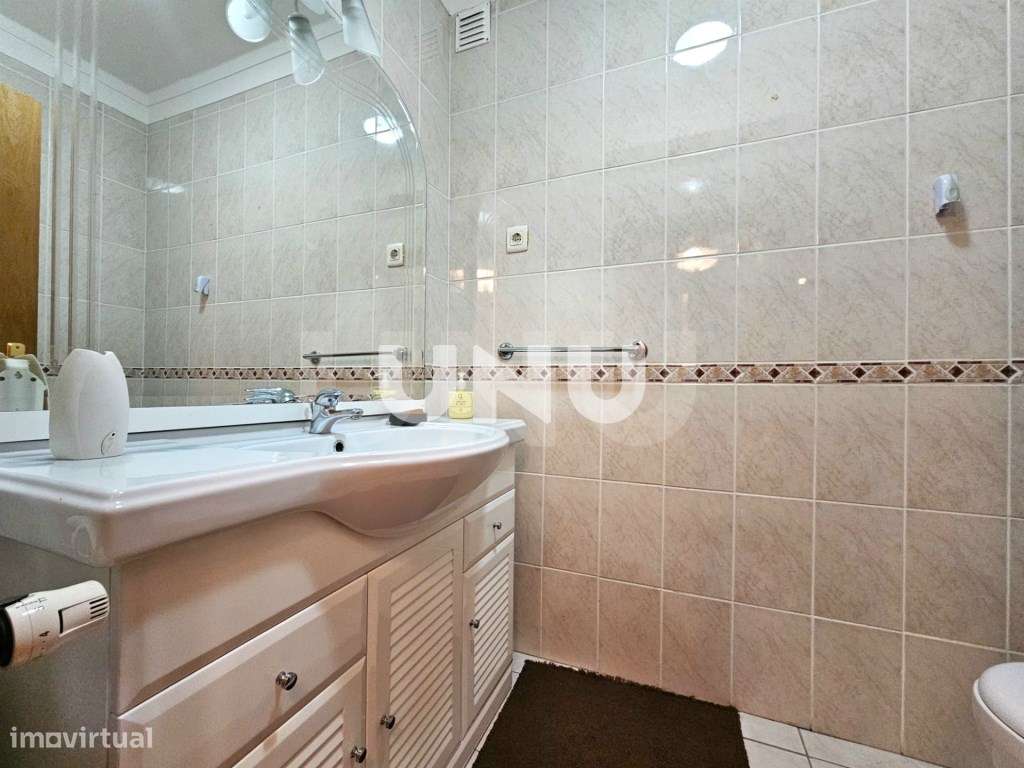 Moradia em Banda T5 - A 5 Minutos do Centro da Cidade de Viseu-17