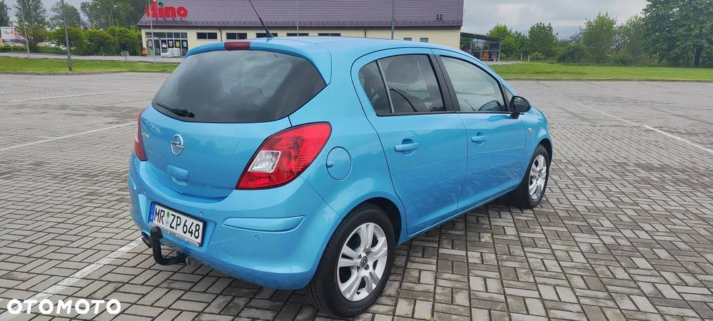 Opel Corsa 1.4 16V Satellite - 3