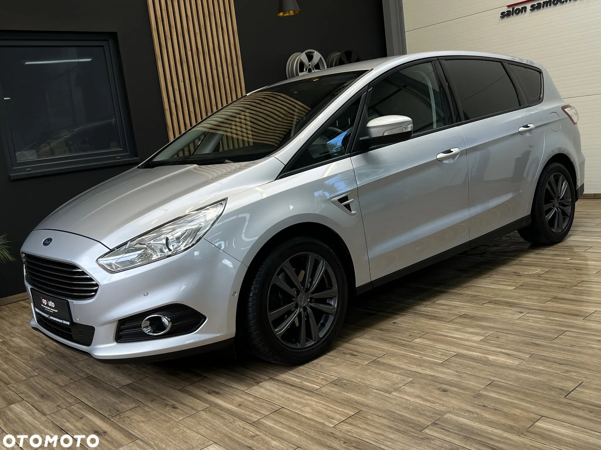 Ford S-Max 2.0 TDCi Titanium PowerShift - 15