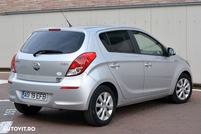 Hyundai i20 - 3