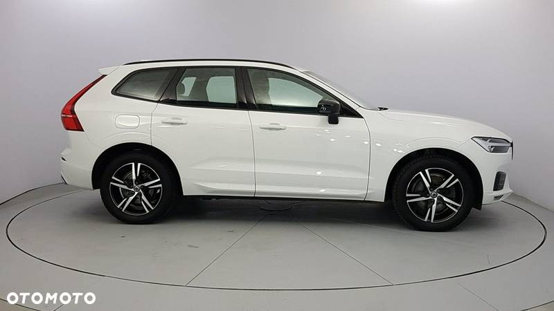 Volvo XC 60 B4 B R-Design - 8