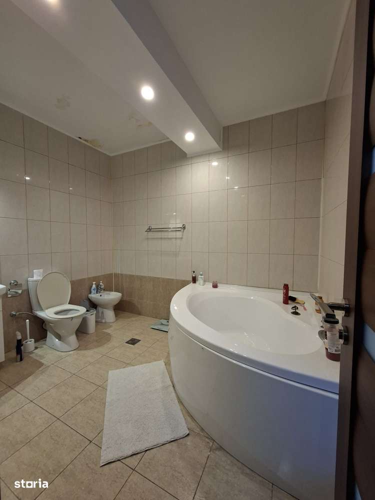 Mamaia Summerland- 3camere Vedere lac-12