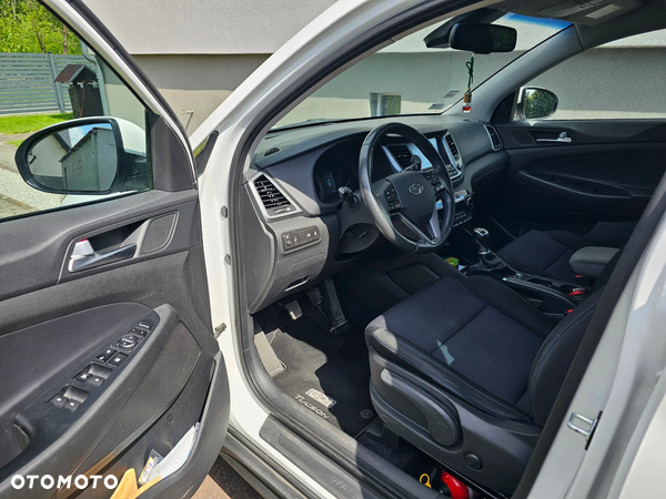Hyundai Tucson 1.7 CRDI BlueDrive Comfort 2WD - 5
