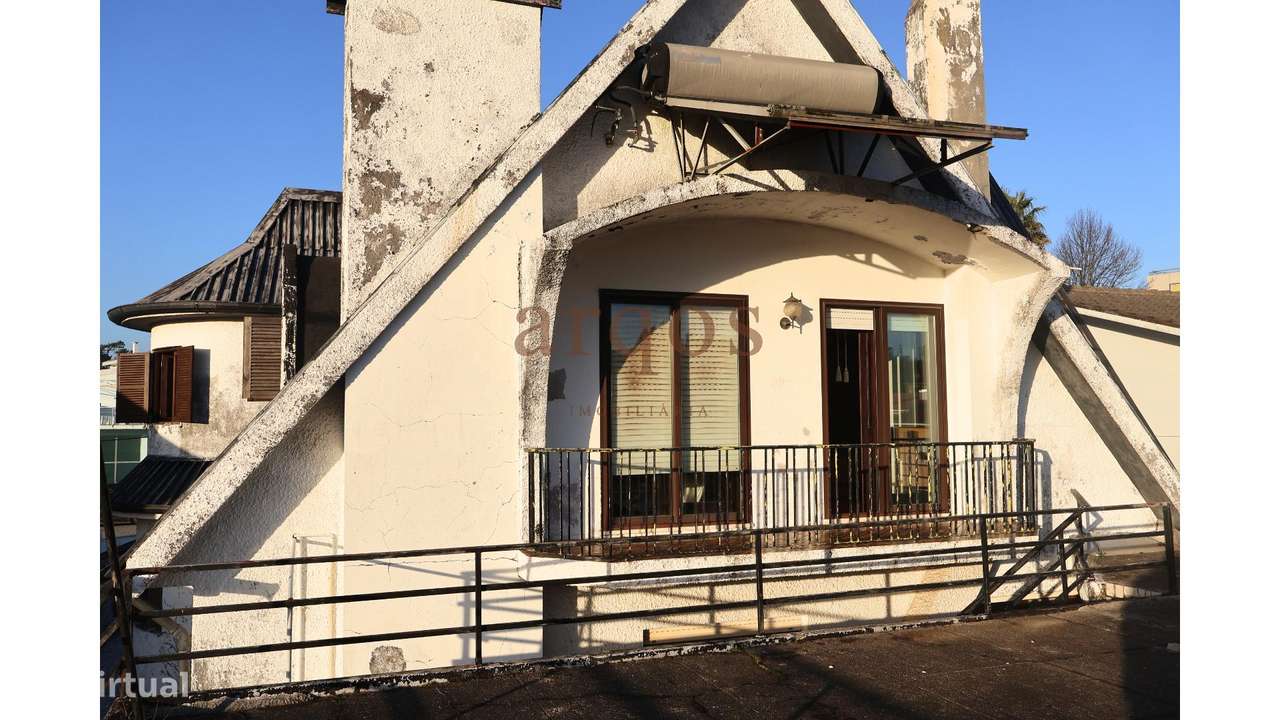 Moradia Isolada T4+1 em Lourosa-15