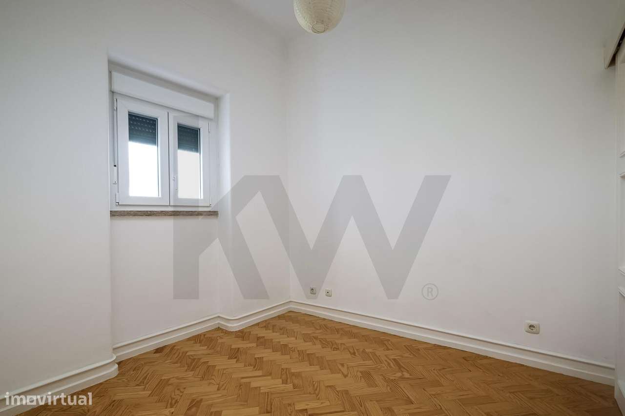 Apartamento T3 na Praça Francisco Sá Carneiro - Grande imagem: 5/22