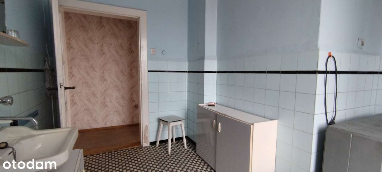 Atrakcyjny inwestycyjnie + powierzchnie handlowe!-15