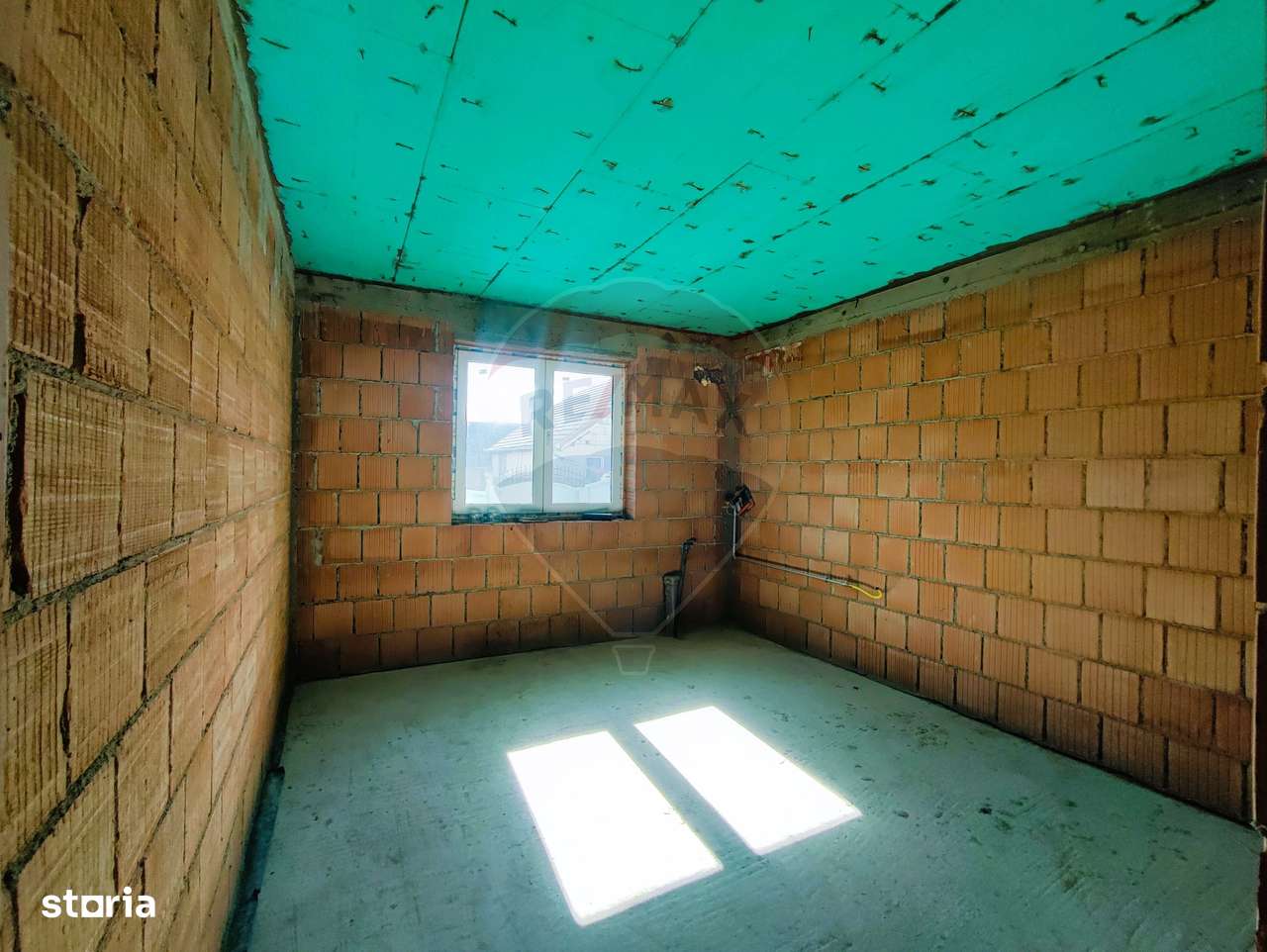 Casă / Vilă cu 5 camere de vânzare-14