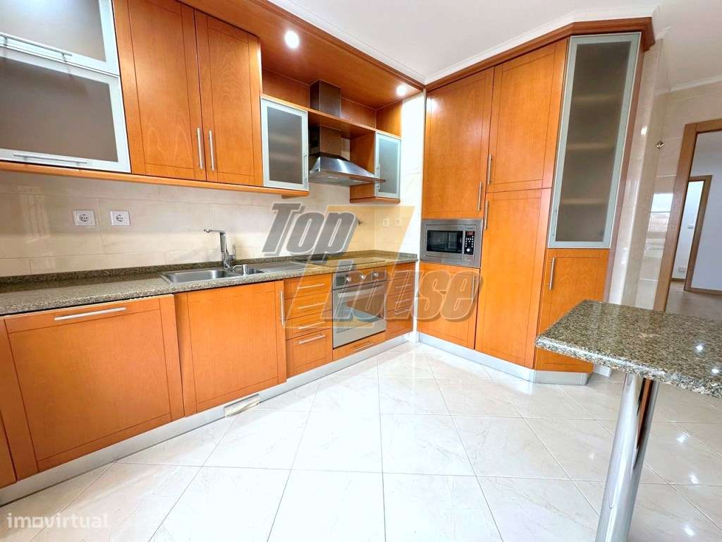 Excelente Apartamento T3 - Colinas do Cruzeiro-9