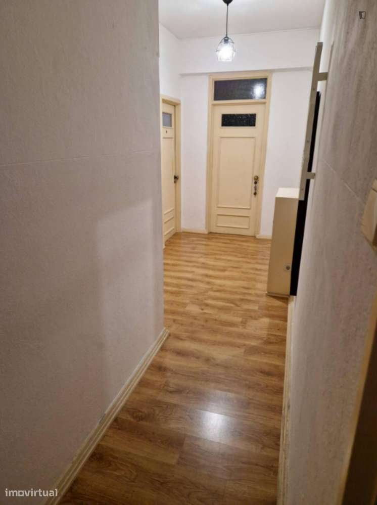 Quarto - localizado em Cedofeita Porto - Grande imagem: 3/6