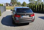 BMW Seria 3 320i Touring Luxury Line - 15