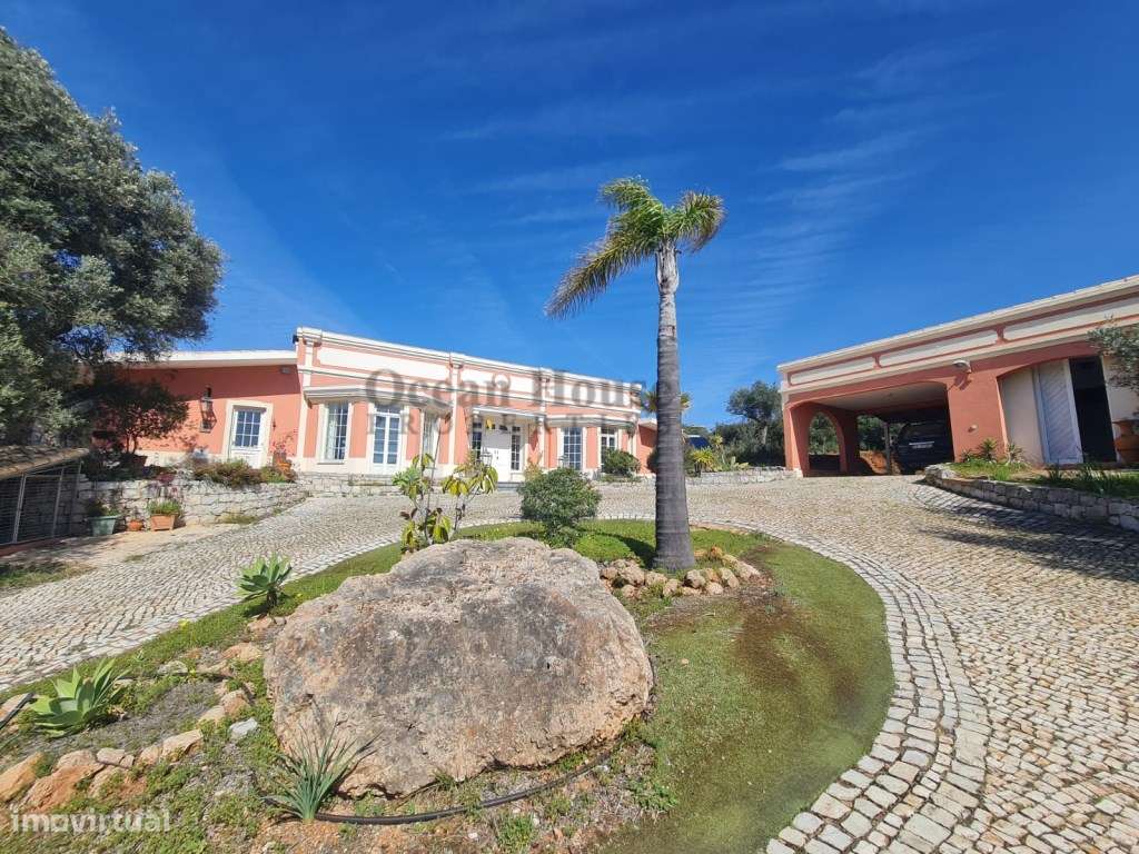 Fantástica Moradia T5 com piscina coberta, campo de futebol e de tê... - Grande imagem: 2/40