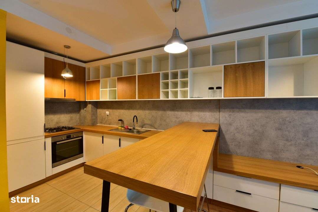 Apartament in Complexul Cosmopolis cu vedere catre piscina! - Imagine principală: 5/12