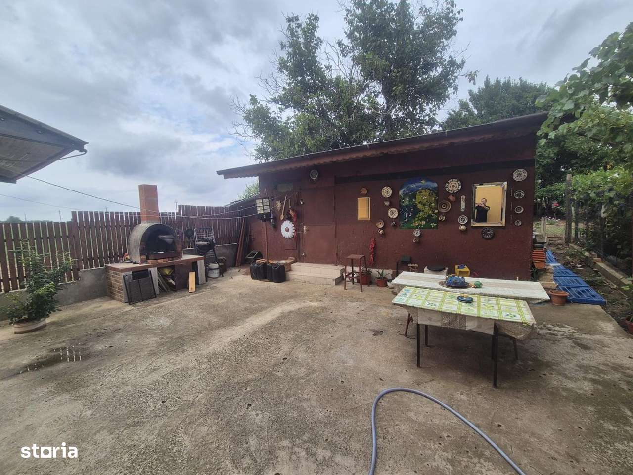 Casa 56 km de Bucuresti- comuna Ileana, loc. Razoarelor - Imagine principală: 3/15