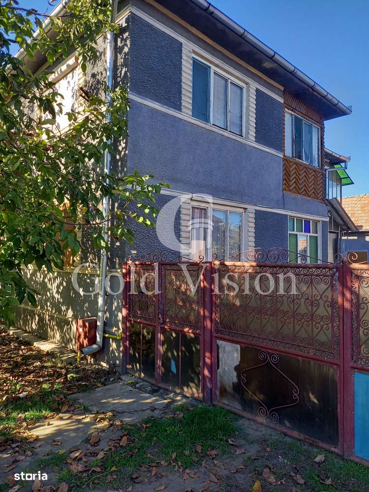 Casa cu etaj, 350mp utili, cu teren de 1650mp, loc. Cristești, Mureș - Imagine principală: 1/5